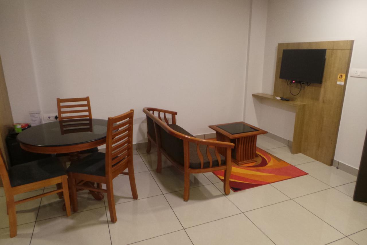 Saas Residency Hotel Kozhikode Ngoại thất bức ảnh