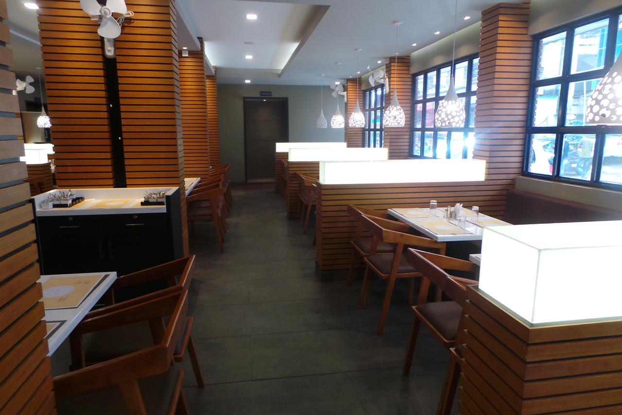Saas Residency Hotel Kozhikode Ngoại thất bức ảnh