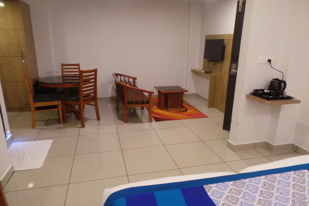Saas Residency Hotel Kozhikode Ngoại thất bức ảnh